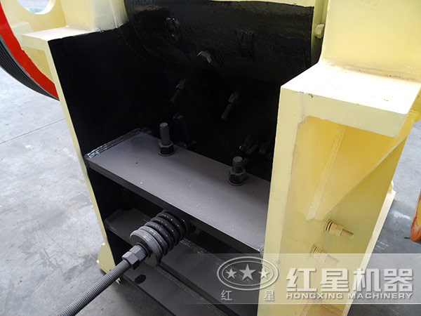 颚式江南在线手机版（大中国区）局部