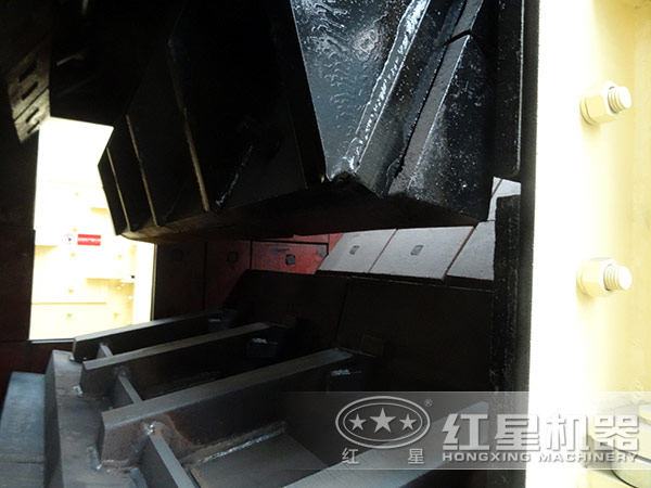 反击式江南在线手机版（大中国区）结构内部图