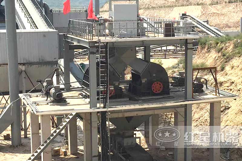 采用重锤破加工物料的石子厂