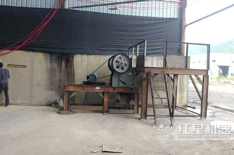 小型简易江南在线手机版（大中国区）加工现场